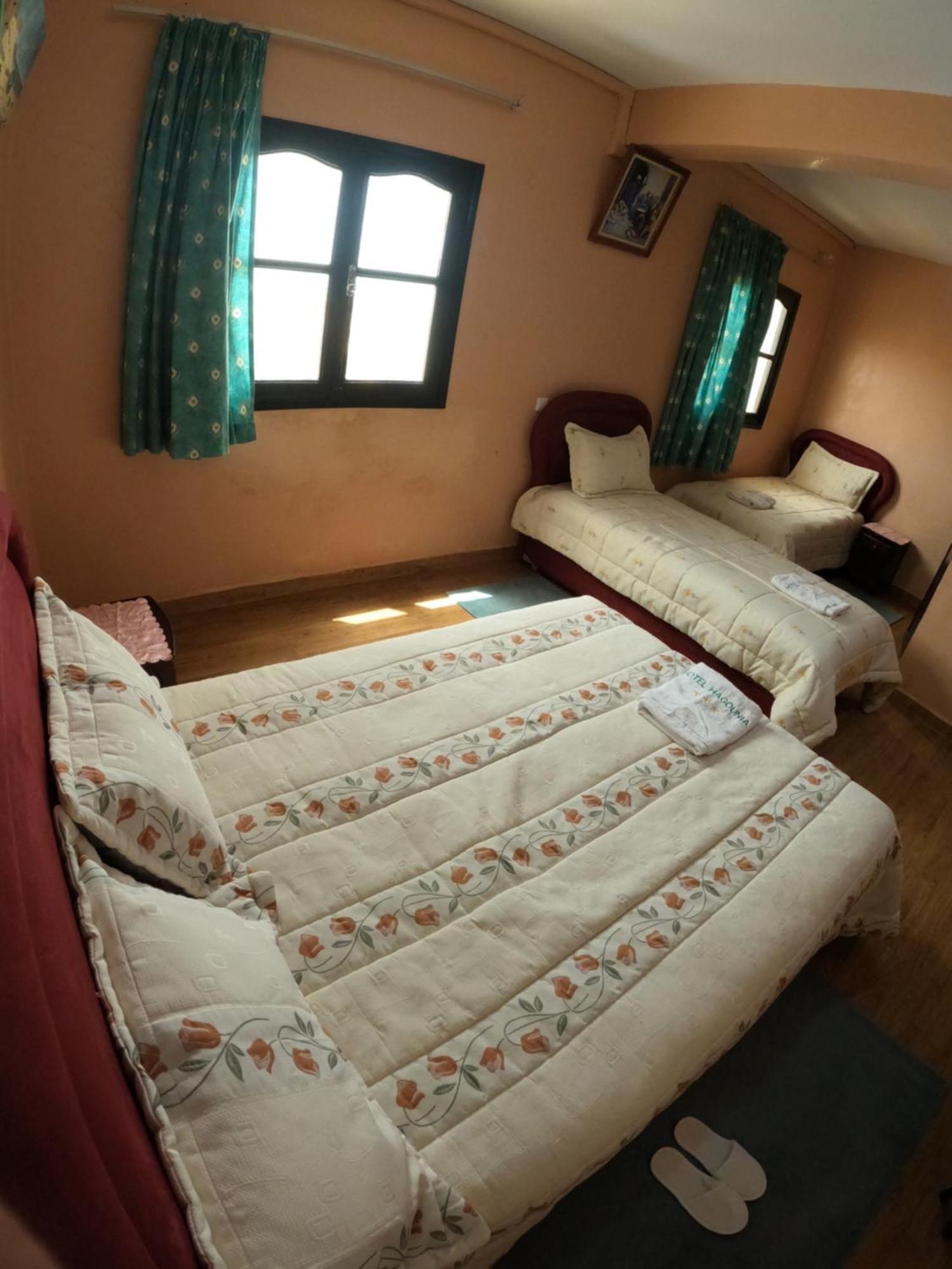 Hagounia Hotel Tantan Zewnętrze zdjęcie